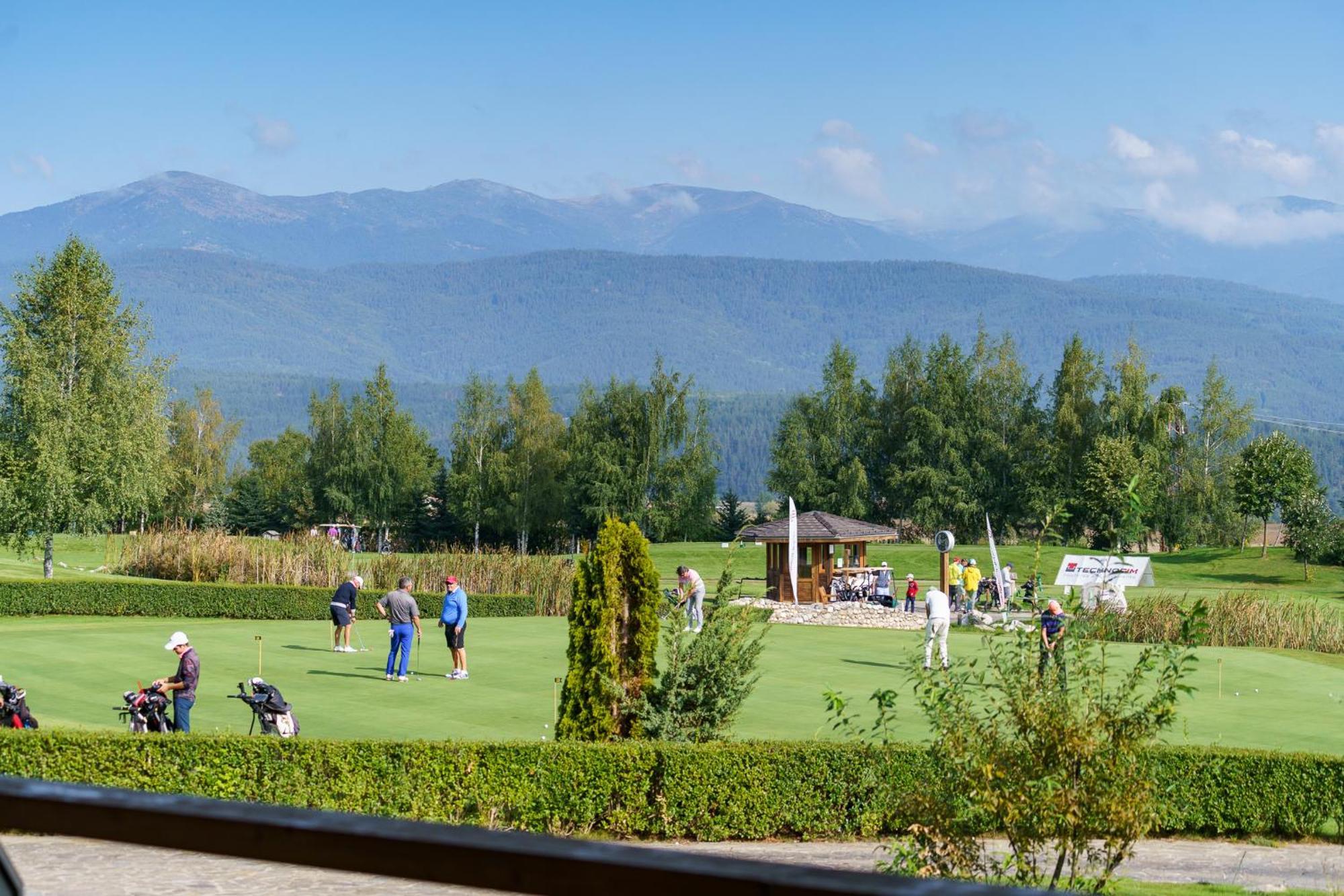 Pirin Golf Mountain View Retreat Apartment Разлог Екстериор снимка
